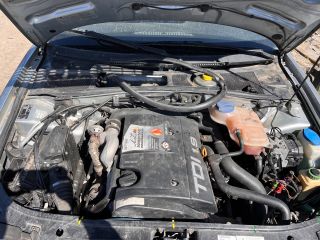 bontott AUDI A4 B5 Jobb első Ablaktörlő Kar