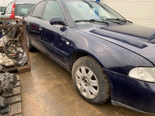 bontott AUDI A4 B5 Jobb első Ablaktörlő Kar