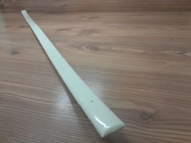 bontott AUDI A4 B5 Jobb első Ajtó Díszléc