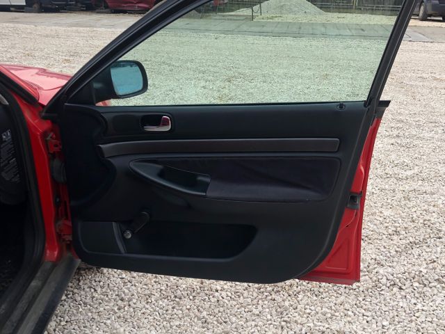 bontott AUDI A4 B5 Jobb első Ajtó Kárpit