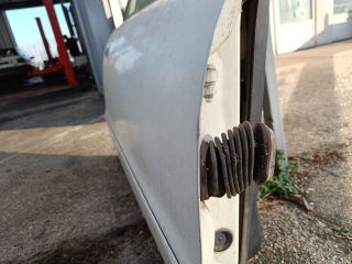 bontott AUDI A4 B5 Jobb első Ajtó (Részeivel)