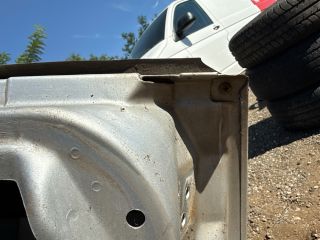 bontott AUDI A4 B5 Jobb első Ajtó (Üres lemez)