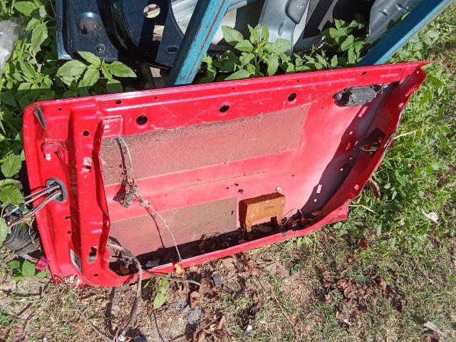 bontott AUDI A4 B5 Jobb első Ajtó (Üres lemez)