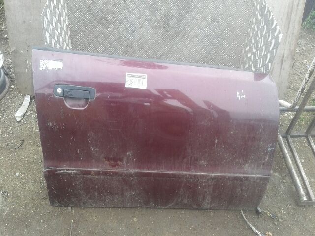 bontott AUDI A4 B5 Jobb első Ajtó (Üres lemez)