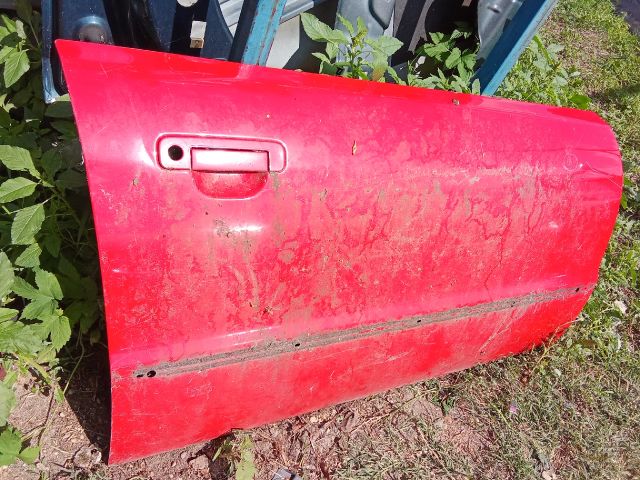 bontott AUDI A4 B5 Jobb első Ajtó (Üres lemez)