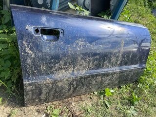 bontott AUDI A4 B5 Jobb első Ajtó (Üres lemez)