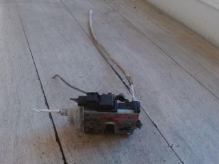 bontott AUDI A4 B5 Jobb első Ajtózár