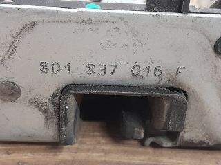 bontott AUDI A4 B5 Jobb első Ajtózár