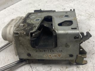 bontott AUDI A4 B5 Jobb első Ajtózár