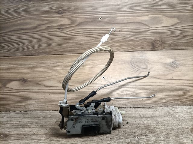 bontott AUDI A4 B5 Jobb első Ajtózár