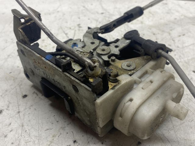 bontott AUDI A4 B5 Jobb első Ajtózár