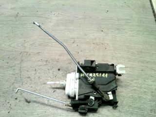 bontott AUDI A4 B5 Jobb első Ajtózár