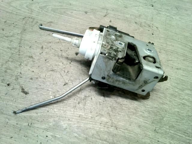 bontott AUDI A4 B5 Jobb első Ajtózár