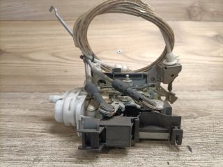 bontott AUDI A4 B5 Jobb első Ajtózár