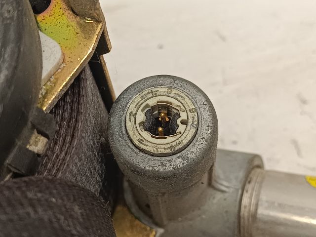 bontott AUDI A4 B5 Jobb első Biztonsági Öv