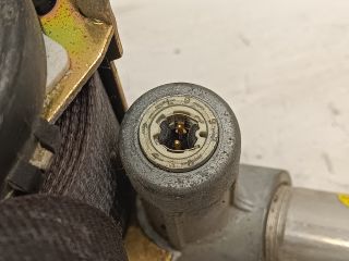 bontott AUDI A4 B5 Jobb első Biztonsági Öv