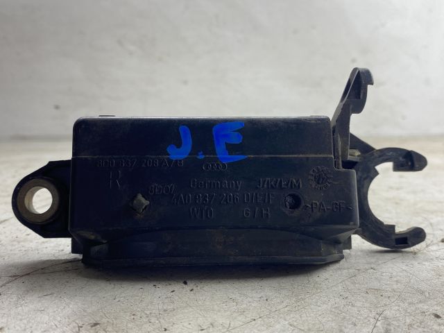 bontott AUDI A4 B5 Jobb első Külső Kilincs