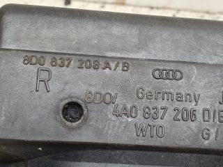 bontott AUDI A4 B5 Jobb első Külső Kilincs