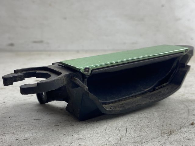 bontott AUDI A4 B5 Jobb első Külső Kilincs