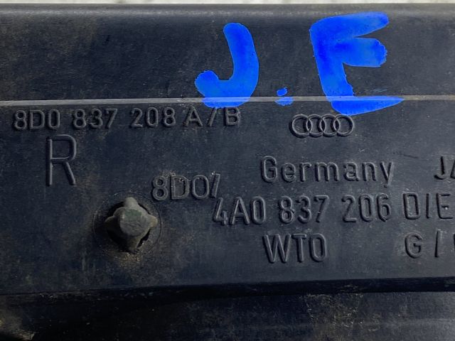 bontott AUDI A4 B5 Jobb első Külső Kilincs