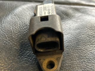 bontott AUDI A4 B5 Jobb első Oldal Ütközés Érzékelő