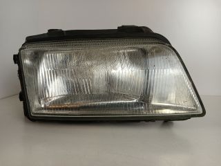 bontott AUDI A4 B5 Jobb Fényszóró