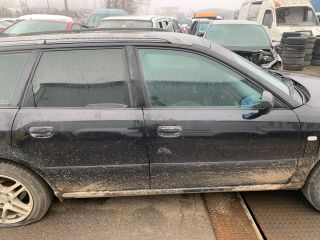 bontott AUDI A4 B5 Jobb Fényszóró