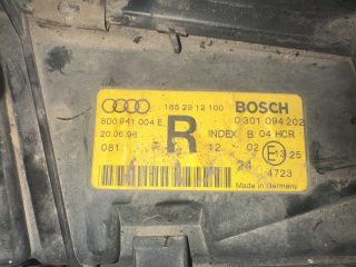 bontott AUDI A4 B5 Jobb Fényszóró