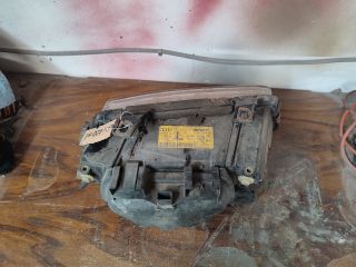 bontott AUDI A4 B5 Jobb Fényszóró