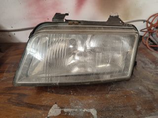 bontott AUDI A4 B5 Jobb Fényszóró