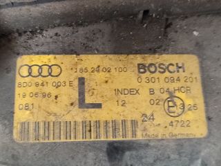 bontott AUDI A4 B5 Jobb Fényszóró