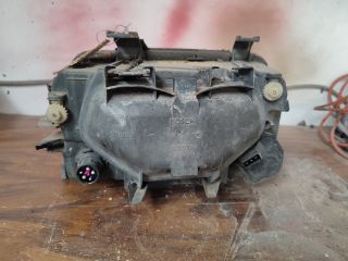 bontott AUDI A4 B5 Jobb Fényszóró