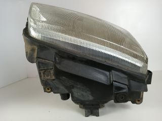 bontott AUDI A4 B5 Jobb Fényszóró