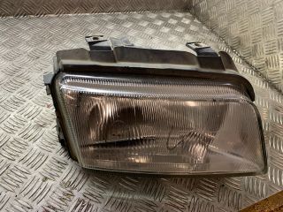 bontott AUDI A4 B5 Jobb Fényszóró
