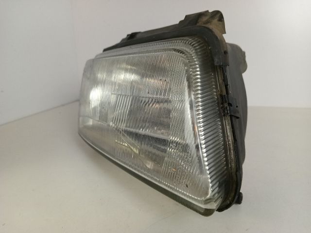 bontott AUDI A4 B5 Jobb Fényszóró