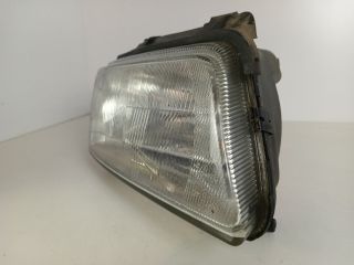 bontott AUDI A4 B5 Jobb Fényszóró