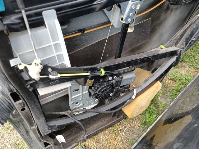 bontott AUDI A4 B5 Jobb hátsó Ajtó (Részeivel)