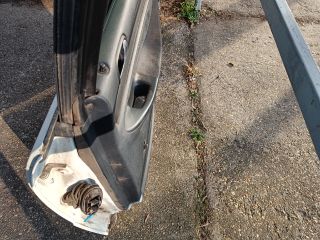 bontott AUDI A4 B5 Jobb hátsó Ajtó (Részeivel)