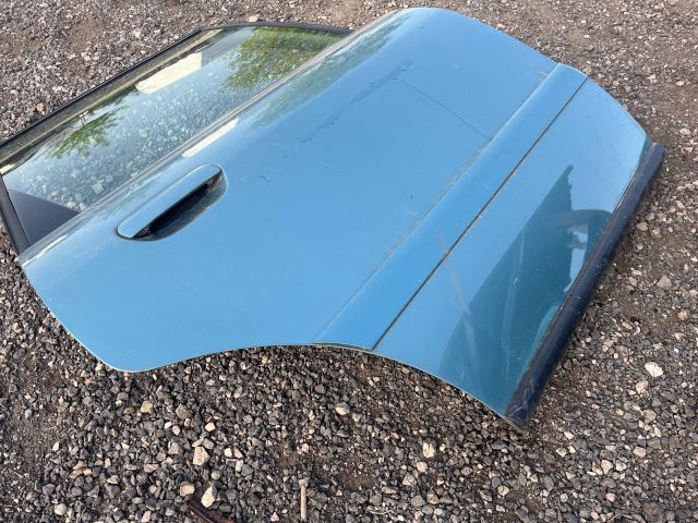 bontott AUDI A4 B5 Jobb hátsó Ajtó (Üres lemez)