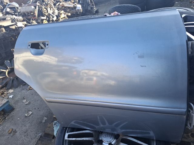bontott AUDI A4 B5 Jobb hátsó Ajtó (Üres lemez)