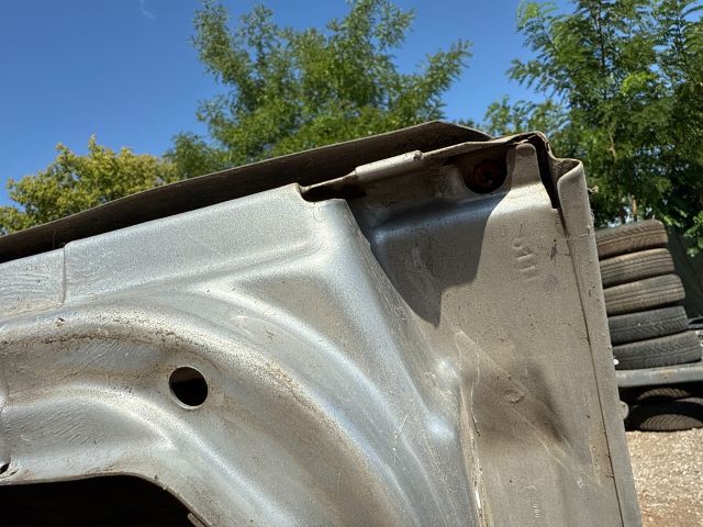 bontott AUDI A4 B5 Jobb hátsó Ajtó (Üres lemez)