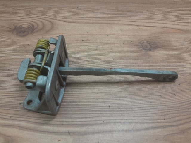 bontott AUDI A4 B5 Jobb hátsó Ajtóhatároló