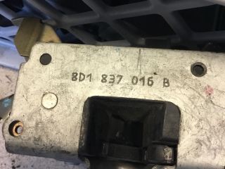 bontott AUDI A4 B5 Jobb hátsó Ajtózár