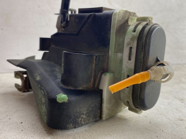 bontott AUDI A4 B5 Jobb hátsó Ajtózár