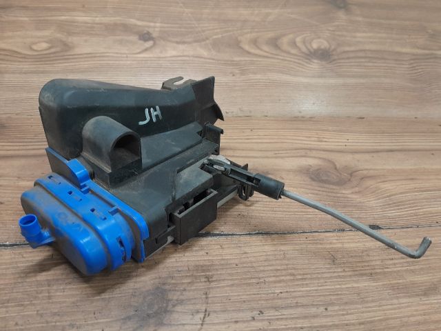 bontott AUDI A4 B5 Jobb hátsó Ajtózár