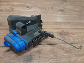 bontott AUDI A4 B5 Jobb hátsó Ajtózár