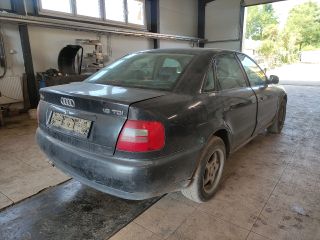 bontott AUDI A4 B5 Jobb hátsó Ajtózár