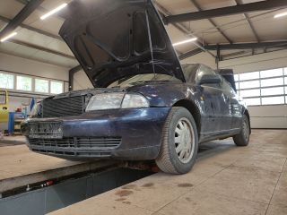 bontott AUDI A4 B5 Jobb hátsó Belső Kilincs