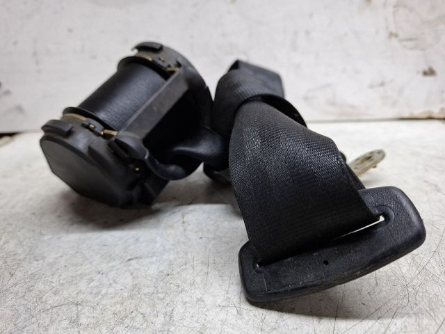 bontott AUDI A4 B5 Jobb hátsó Biztonsági Öv