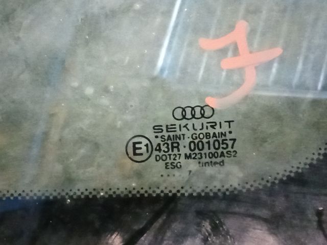 bontott AUDI A4 B5 Jobb hátsó Fixüveg (Ajtóban)
